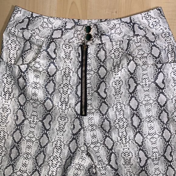 PRETTYLITTLETHING PLT Python Faux Leather Trouser - Picture 4 of 10